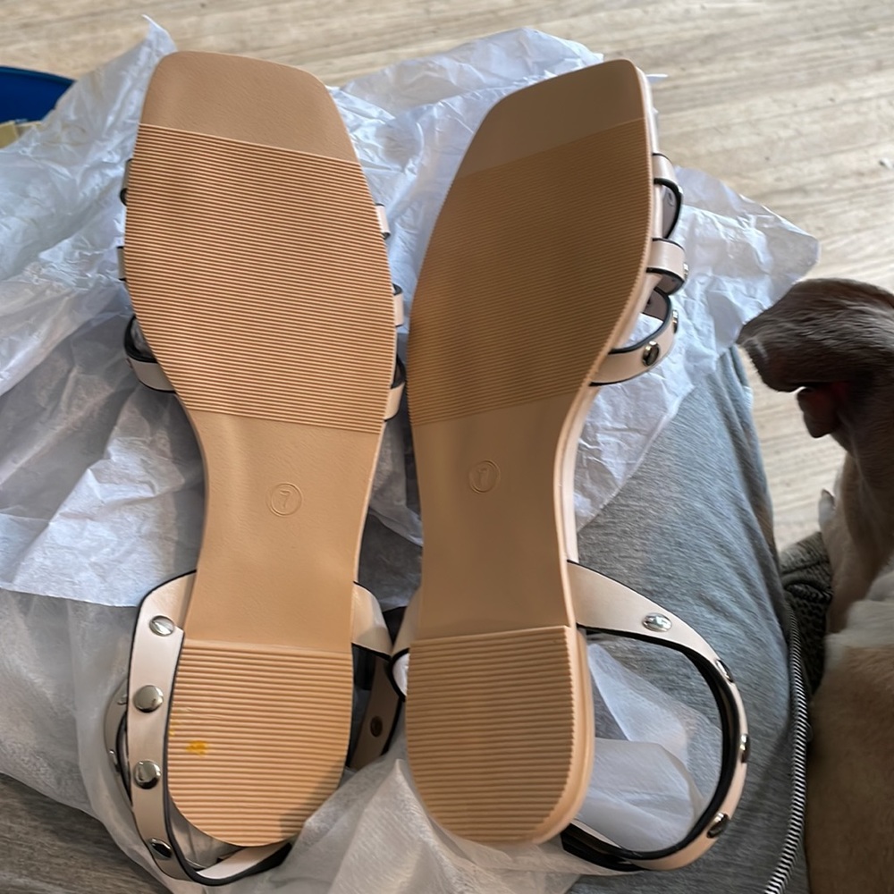 New Sandals - Picture 3 of 6